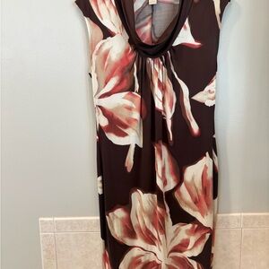 Women’s Floral Sleeveless Dress size 6